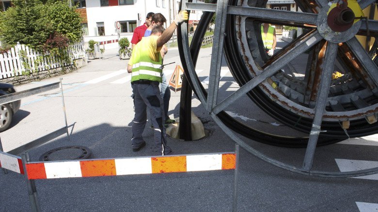 Insertion of the liner through a manhole